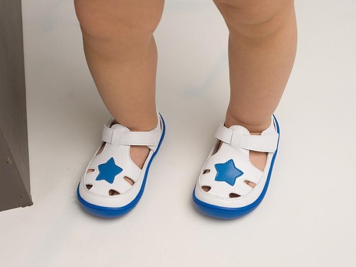 Little Blue Lamb, barefoot sandalky